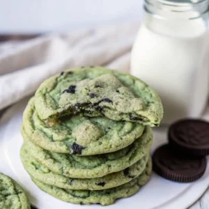 Oreo Shamrock Shake Cookies