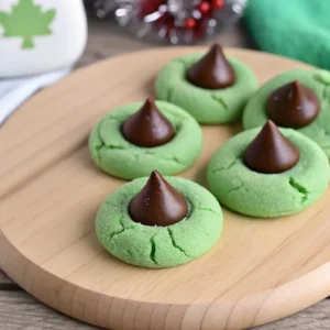 Mint Chocolate Kiss Blossom Cookies